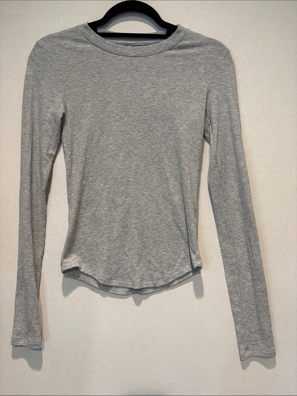 American Eagle Outfitters - Women's Cozy Up Long Sleeve Layering T-shirt. Small - Picture 2 of 12